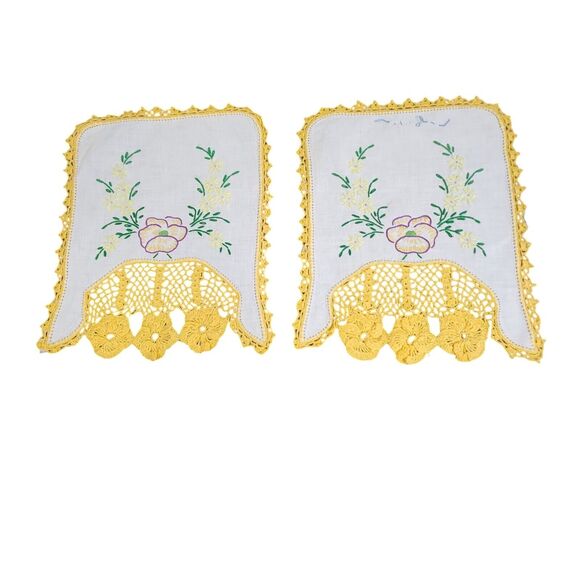 Vtg 8 Pc Bedroom Linen Set Yellow Crochet Embroidered Flowers Southern Victorian - Picture 4 of 8